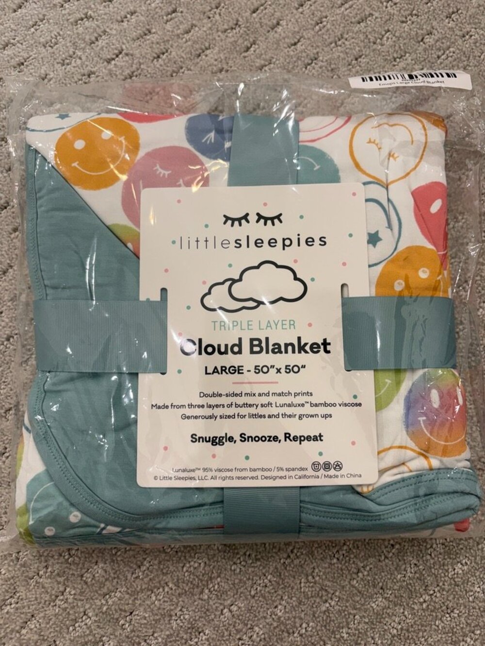 Little Sleepies Emojis Large Cloud Blanket 50x50 NWT